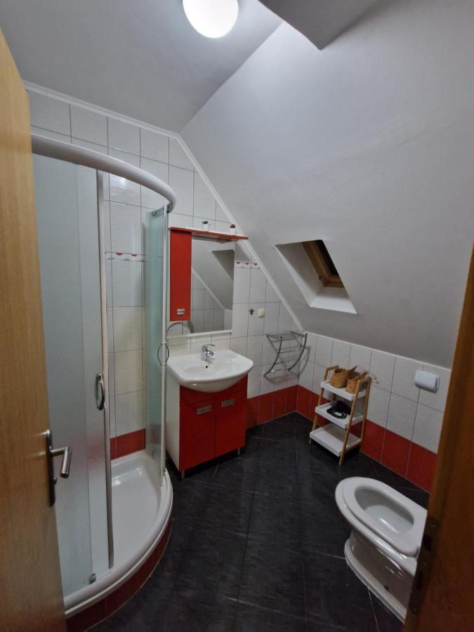 Guest House Wolf II Plitvicka Jezera Ngoại thất bức ảnh