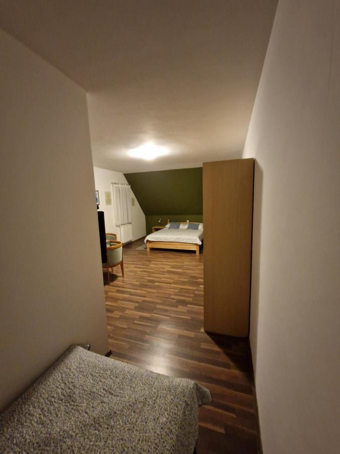Guest House Wolf II Plitvicka Jezera Ngoại thất bức ảnh
