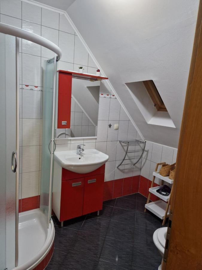 Guest House Wolf II Plitvicka Jezera Ngoại thất bức ảnh