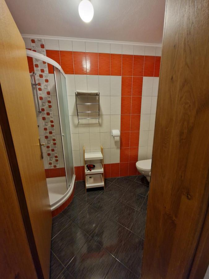 Guest House Wolf II Plitvicka Jezera Ngoại thất bức ảnh