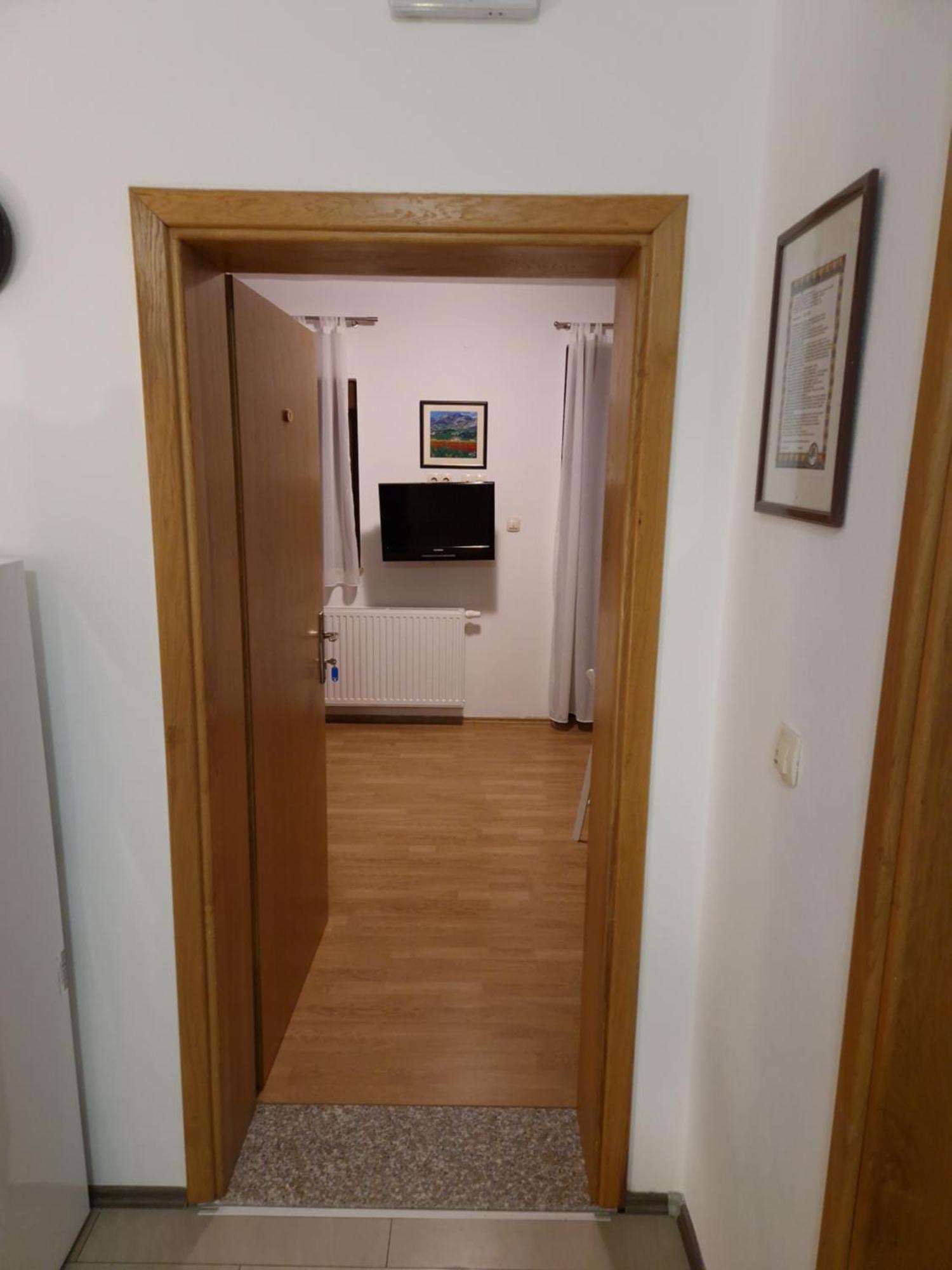 Guest House Wolf II Plitvicka Jezera Ngoại thất bức ảnh